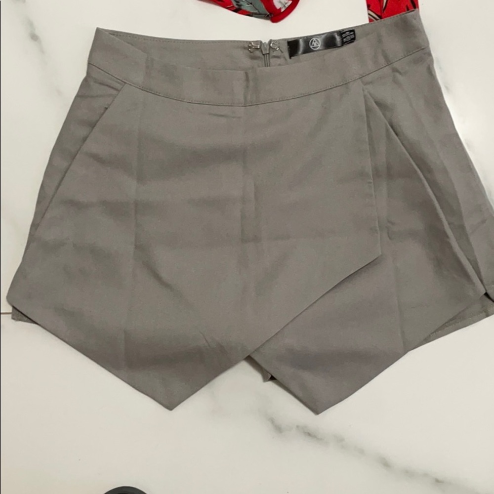 Short/skirt
